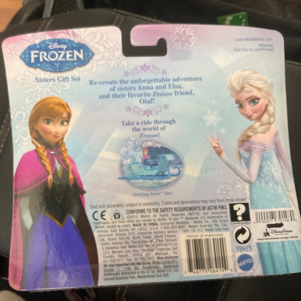 FROZEN SISTERS GIFT SET with OLAF BRAND NEW RETIRED - Picture 2 of 9